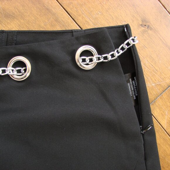 Black Grommet Chain Mini Skort Skirt Maniere deVoir Goth Punk NEW NWOT UK Size 6 - Picture 7 of 7